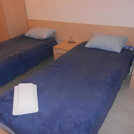 Eisma Guesthouse *